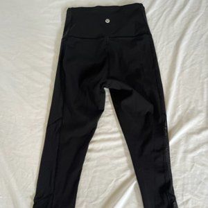 Lululemon Leggings w/ mesh Size 4